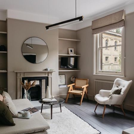 The Curator'S Apartment - Spacious 2 Bedrooms Bath Eksteriør bilde